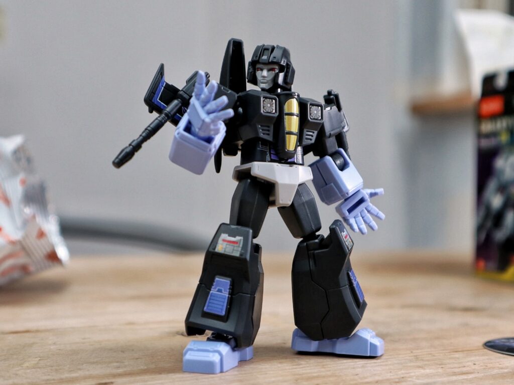 Transformers G1 Skywarp model kit | Robotic Drift