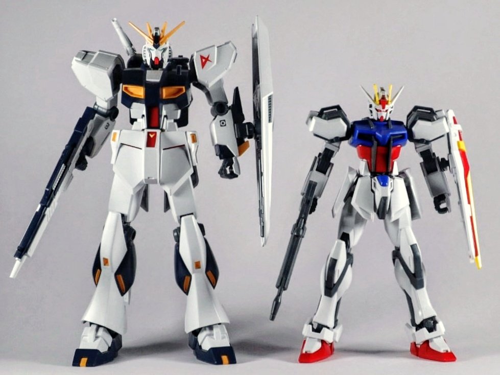 1/144 RX-93 Nu Gundam size comparison | Robotic Drift 