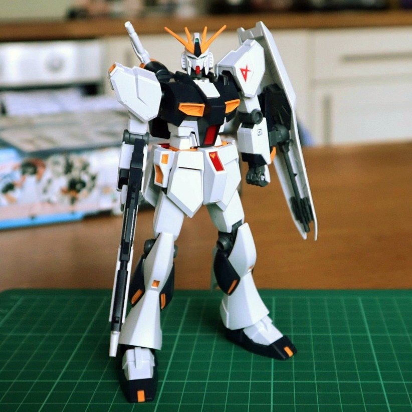 Completed EG 1/144 RX-93 Nu Gundam by Bandai | Robotic Drift