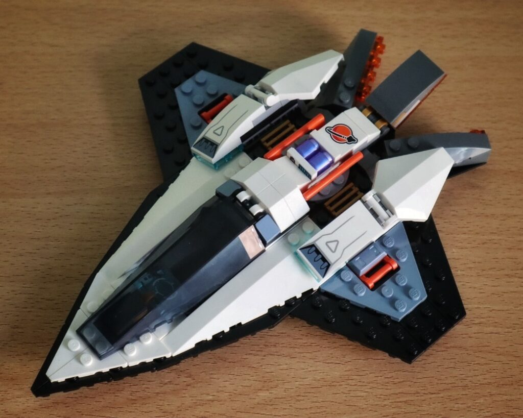 Lego Interstellar Cruiser (60430) | Robotic Drift