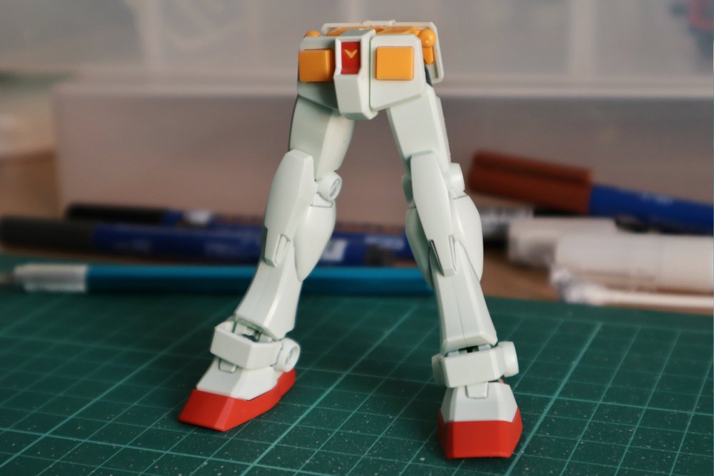 Panel lined EG Gundam legs | Robotic Drift 