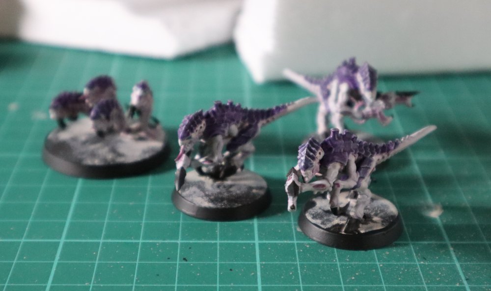 WIP Tyranids with unpainted bases | Robotic Drift